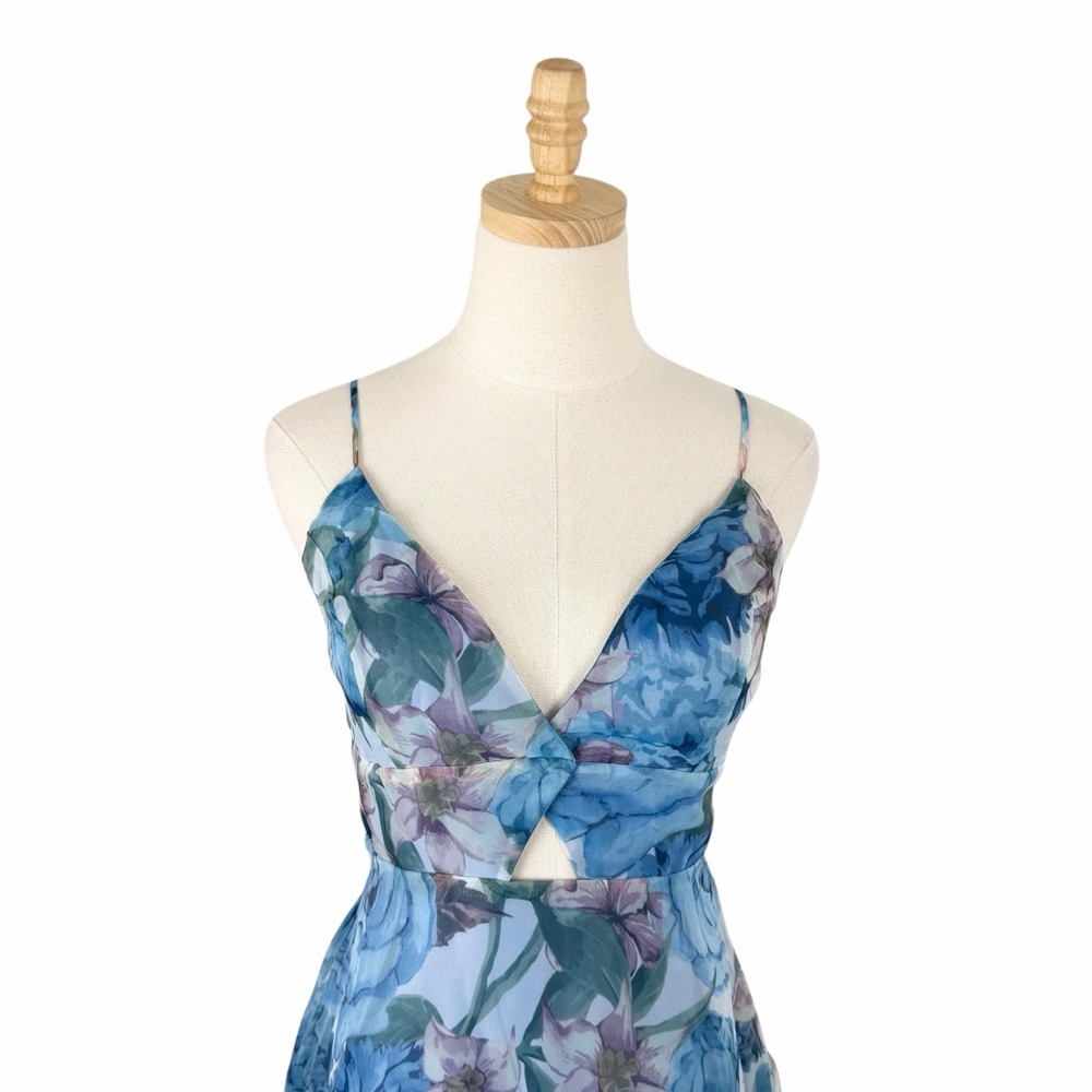 Lulus Enchanting Entrance Blue Floral Organza Keyhole Maxi Dress Size Medium NWT - Picture 3 of 12